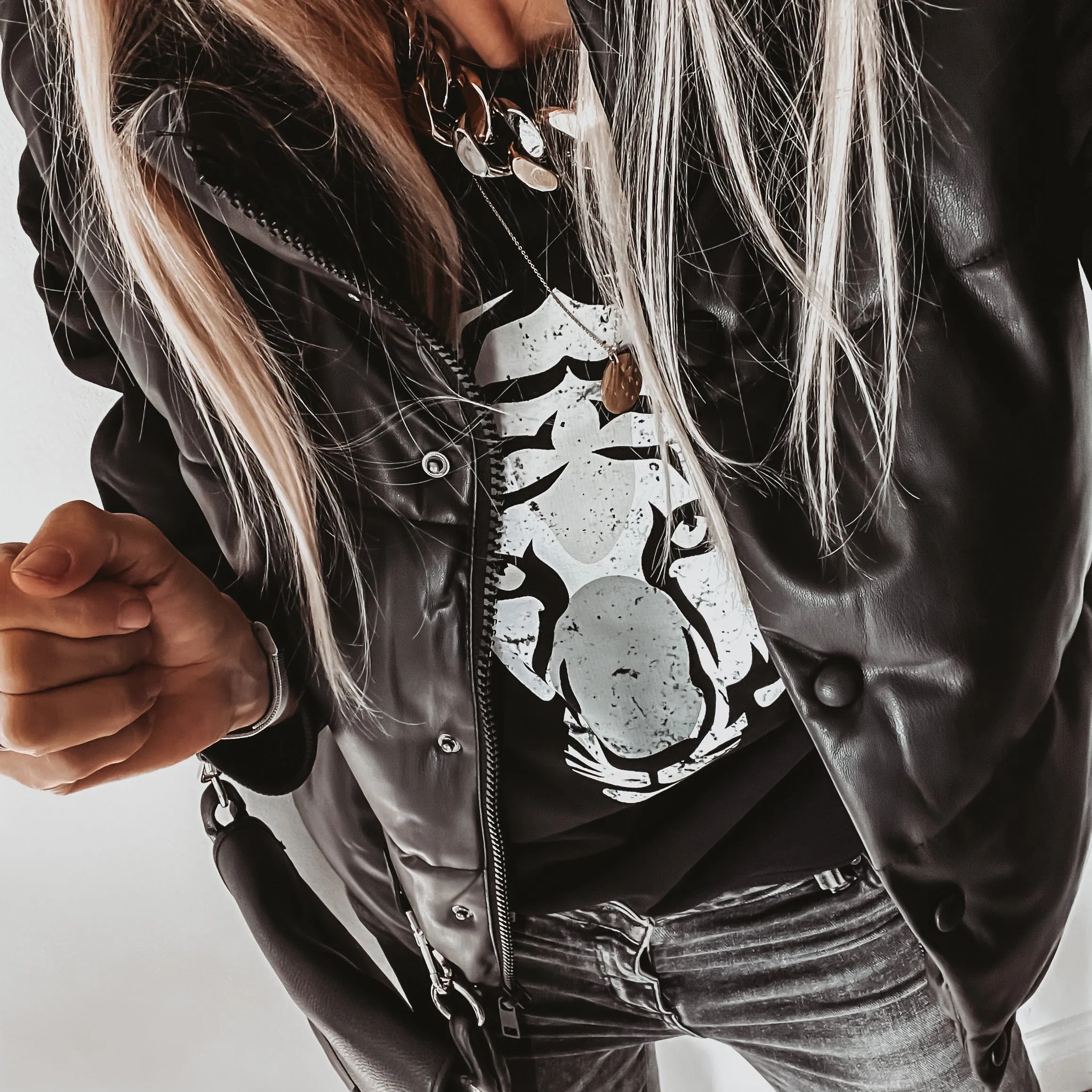 Black tiger sweatshirt *super slouchy fit* *NOW HALF PRICE!!*
