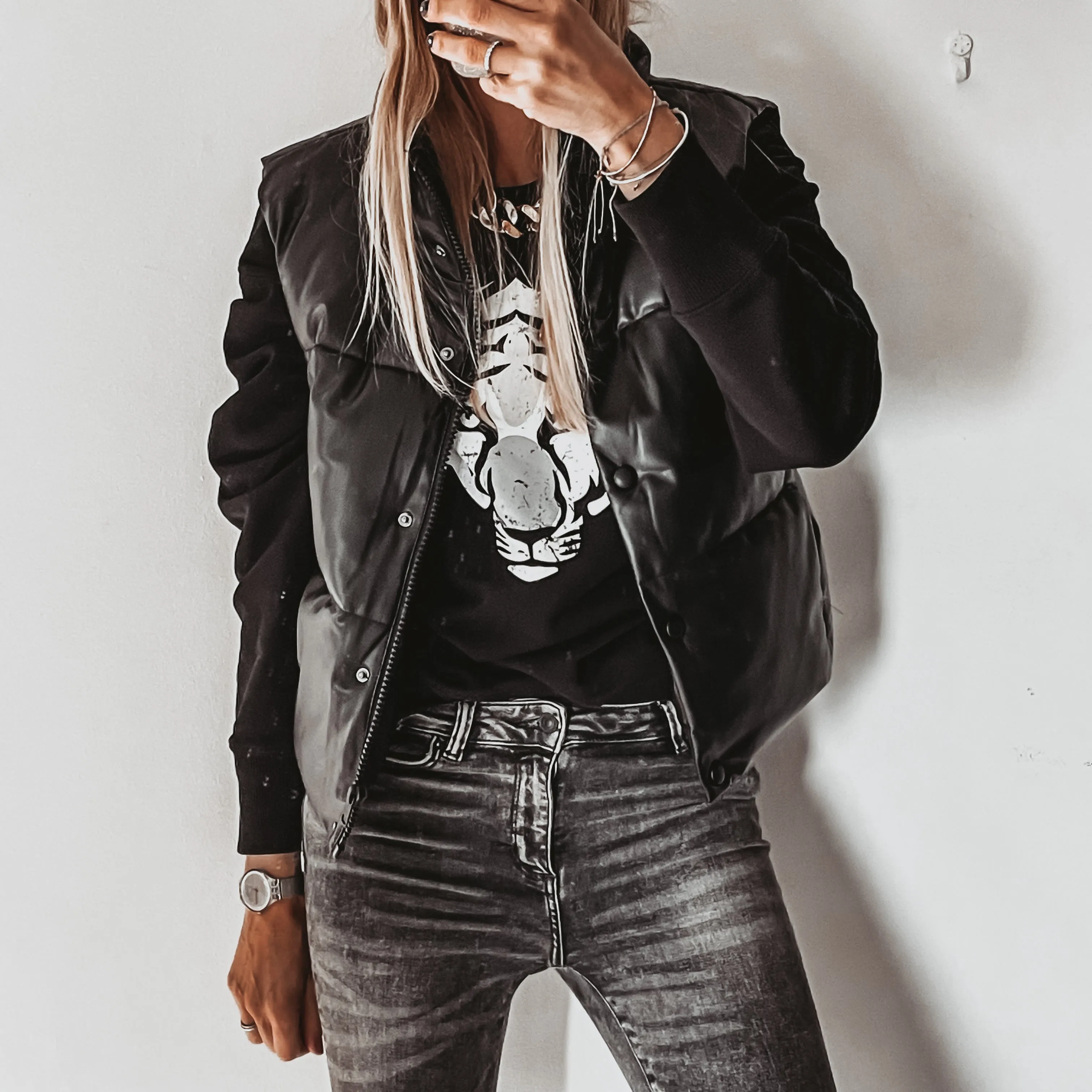 Black tiger sweatshirt *super slouchy fit* *NOW HALF PRICE!!*